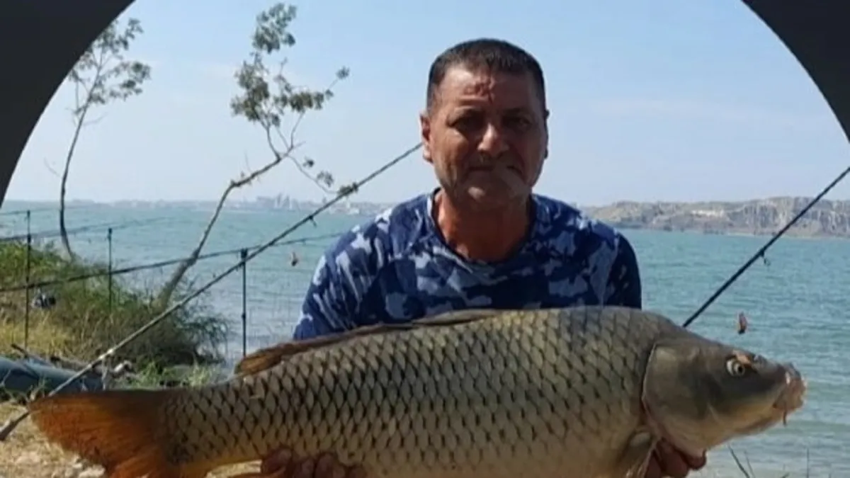 Babasının boğazını kesip polisi aradı