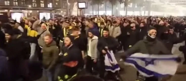 Alçak İsrail taraftarları terör estirdi! Amsterdam sokaklarında Filistin destekçilerine iğrenç saldırı