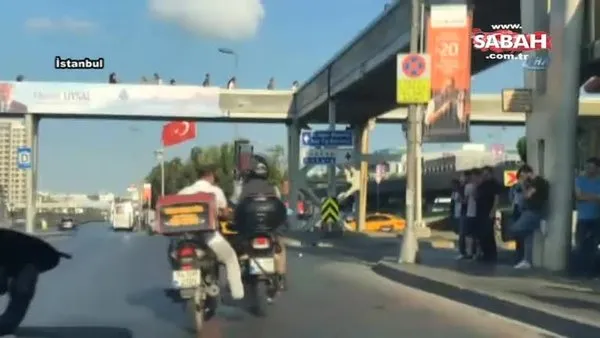İstanbul'da benzini biten motosiklet için görülmemiş çözüm!