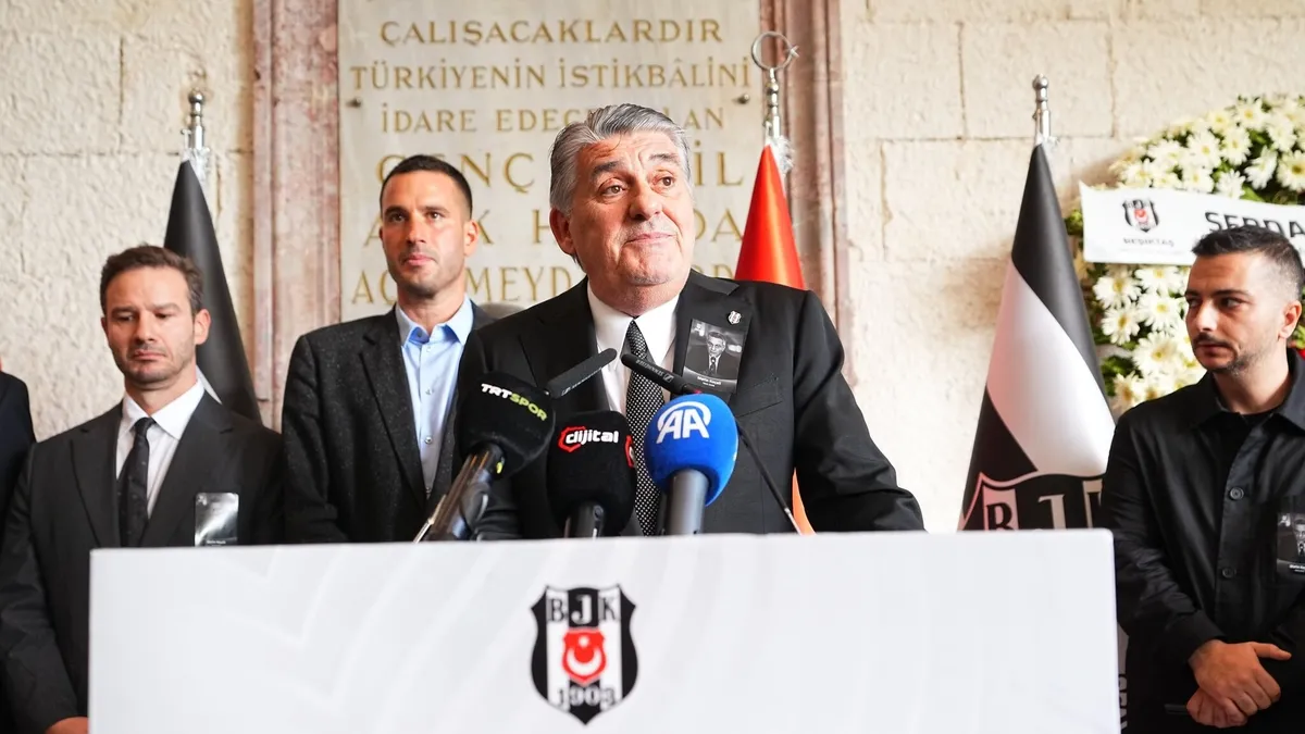 Beşiktaş'ın eski yöneticisi Metin Keçeli son yolculuğuna uğurlandı