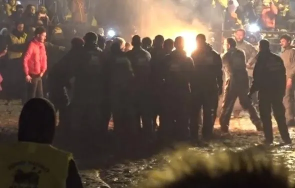 Böyle bir vahÅet görülmedi... Diri diri yaktılar...