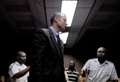 Oscar Pistorius’un çıkarıldığı mahkemeden çok özel görüntüler