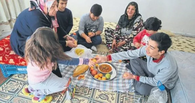 Suriyeli ailenin gülen yüzü Nebiha Teyze