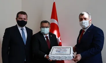 Sağlıkçılara moral pastası