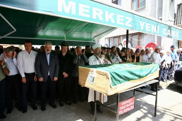 selin-vurdugu-muhammed-son-yolculuguna-ugurlandi-1787230751194.jpg
