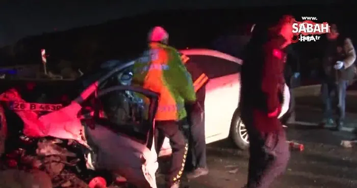 Eskişehir’de feci kaza! 190 kilometre hızla direğe çarpan otomobilin sürücüsü hayatını kaybetti | Video