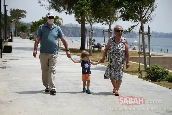 Son dakika: 65 yaş üstü sokağa çıkma yasağı haberleri peş peşe geliyor! 65 yaş üstü sokağa çıkma yasağı hangi illerde?