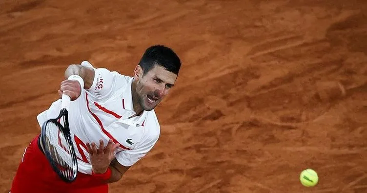 Novak Djokovic ikinci tura yükseldi