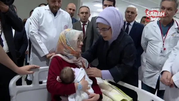 Emine Erdoğan’dan Ankara'ya nakledilen depremzede bebeklere ziyaret | Video