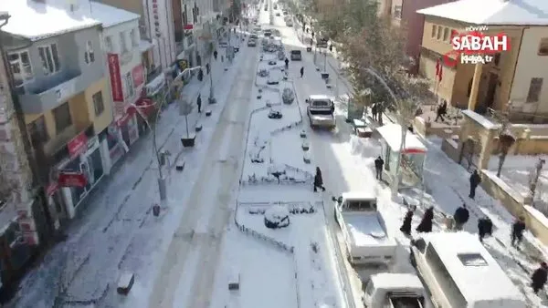 Bayburt'ta kar nedeniyle eğitime bir gün ara | Video