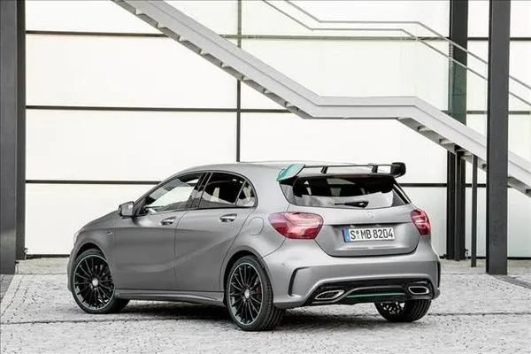 Mercedes A serisi makyajlandı
