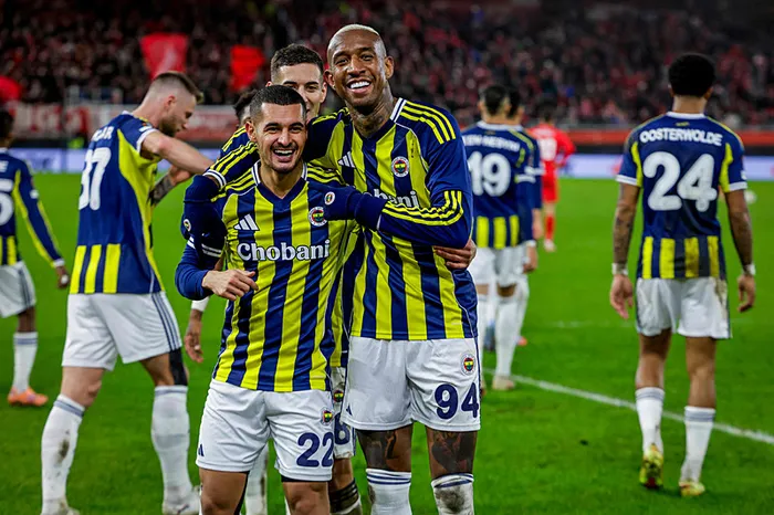 fenerbahcede-levent-mercandan-a-milli-futbol-takimi-cevabi-1765830226975.jpeg