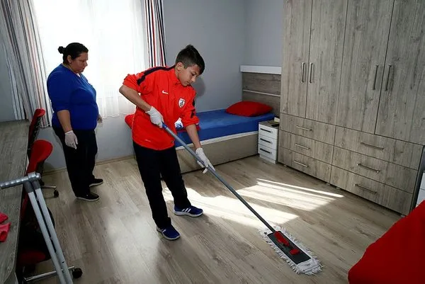 Altınordu'nun gençleri kadın yardımcıların işlerini yaptı