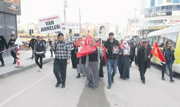 Diyarbakır annelerinden Kılıçdaroğlu’na tepki: Evlatlarımızı sizden de istiyoruz