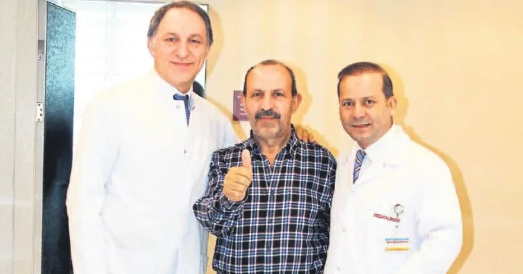 Tek ameliyatla iki ayrı kanseri yendi