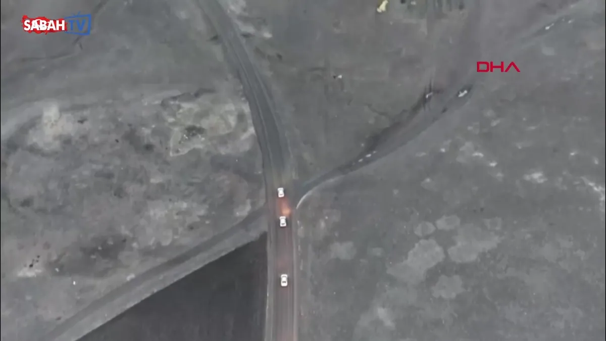 Kars’ta silah tacirlerine dron destekli operasyon: 10 gözaltı | Video videosunu izle Kars’ta silah tacirlerine dron destekli operasyon: 10 gözaltı | Video videosunu izle