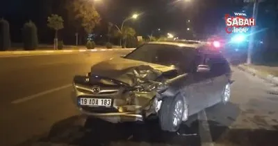 Otomobil, hafif ticari araca çarptı: 1 yaralı | Video