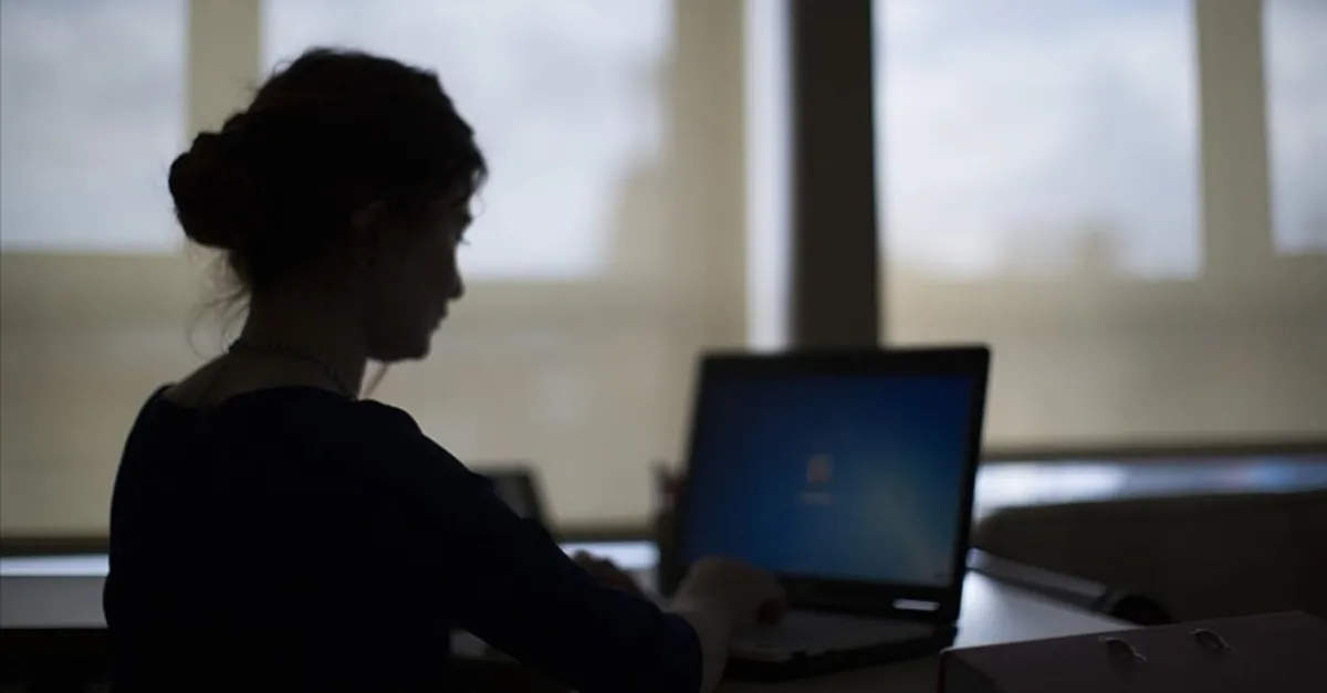 SON DAKİKA: Bunu yapan işten çıkartılabilir! İşyerindeki maillere dikkat: Yüksek Mahkeme kararını verdi...