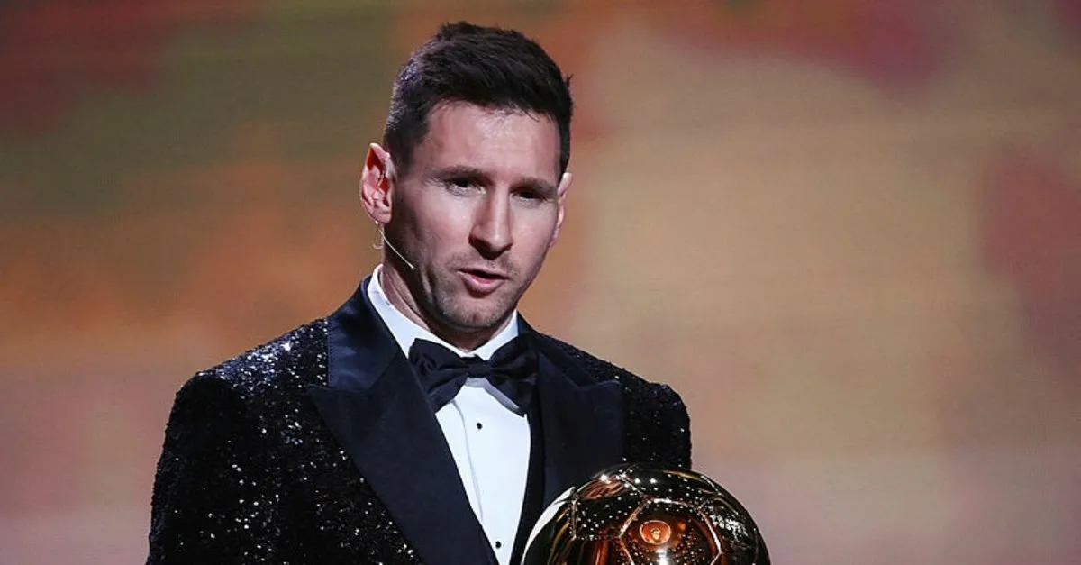 son dakika 2021 ballon d or odulunu lionel messi kazandi messi 7 kez odulu aldi ronaldo 5 te kaldi son dakika spor haberleri