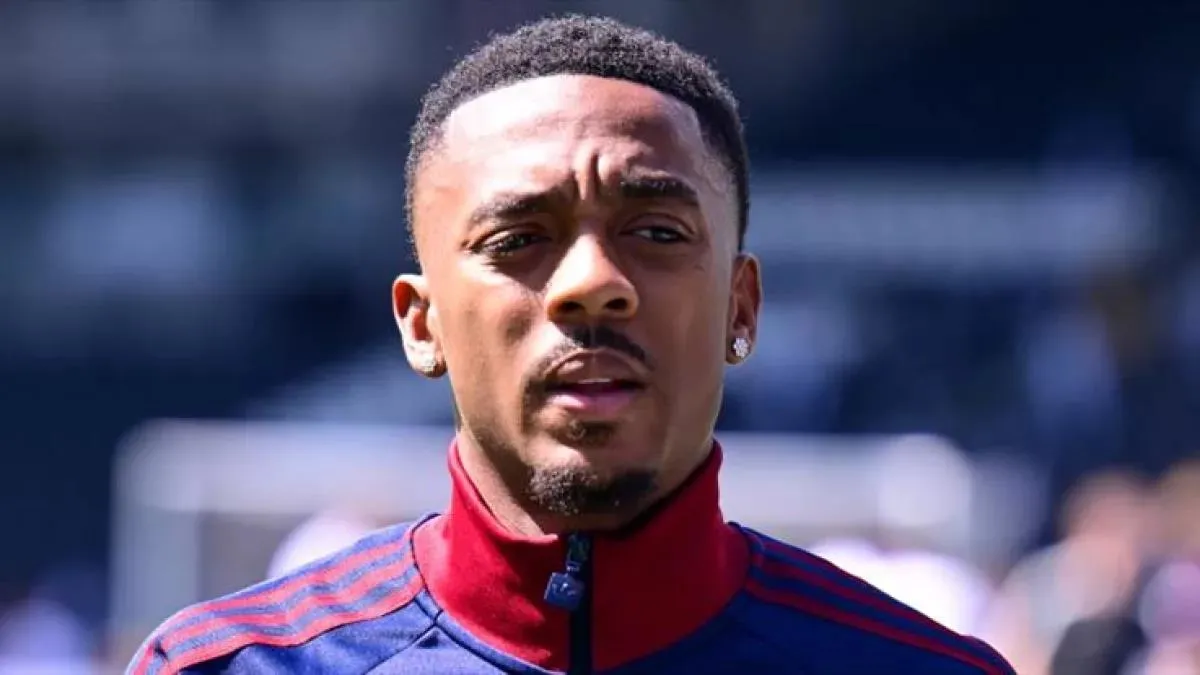 Beşiktaş, Willock'u Transfer Ediyor