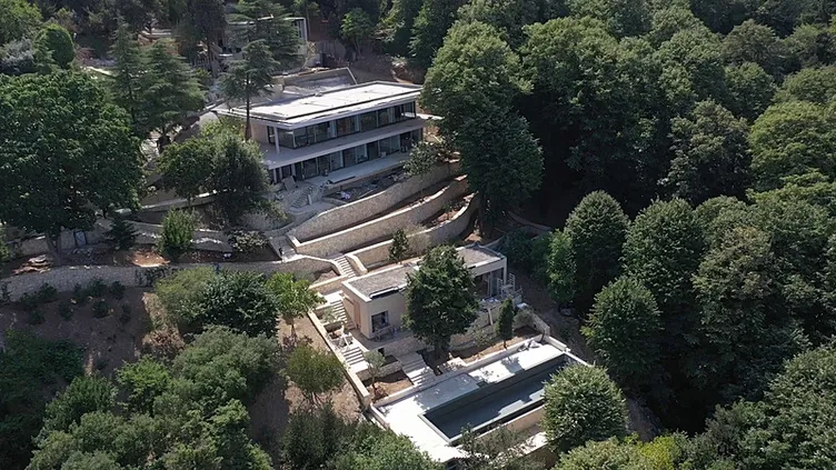 SON DAKİKA: CHP’li İBB görmezden gelmişti! İstanbul Boğazı’ndaki kaçak villa yıkılmaya başlandı