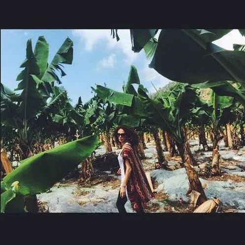 Ünlülerin şaşırtan instagram fotoğrafları