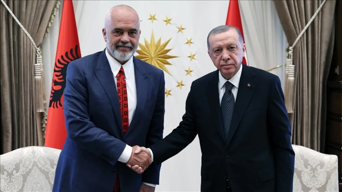 Başkan Erdoğan, Arnavutluk Başbakanı Edi Rama ile görüştü Başkan Erdoğan, Arnavutluk Başbakanı Edi Rama ile görüştü