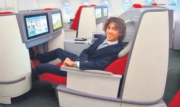 First Class’ta uçmak için üste para alıyor