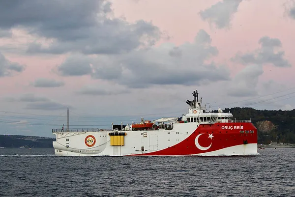 Akdeniz'de dengeler yeniden kuruluyor! Yunanistan'ı korku sardı
