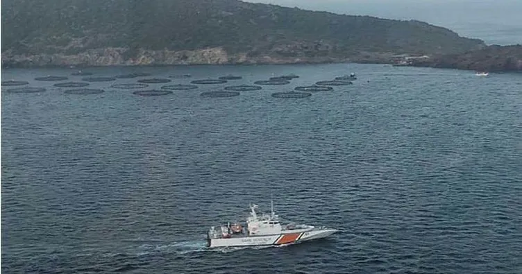 Dikili’de göçmenleri taşıyan tekne battı: 10 kayıp