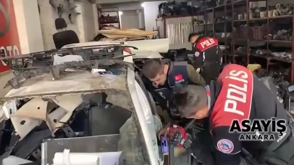 10 ilde “change araç” operasyonu: 8 kişi tutuklandı! 10 ilde “change araç” operasyonu: 8 kişi tutuklandı!