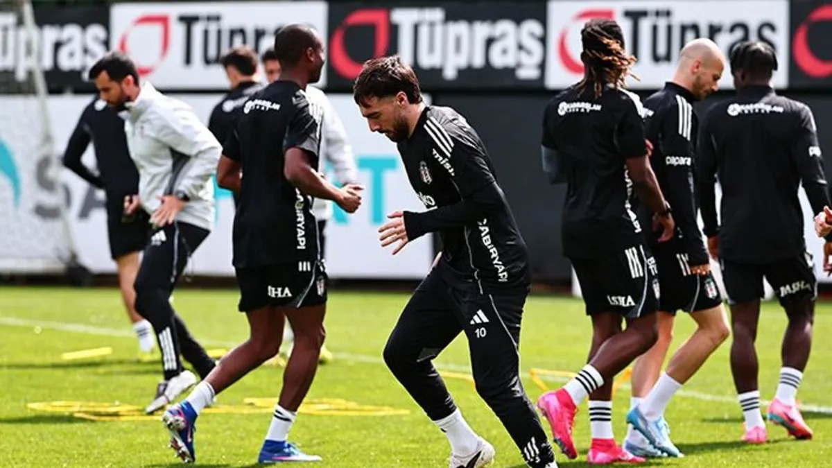 Beşiktaş, taktik ve kondisyon çalıştı! Beşiktaş, taktik ve kondisyon çalıştı!