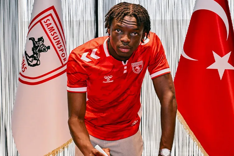 Süper Lig’de transfer rüzgarı! İşte resmen açıklanan tüm imzalar 2026-2027
