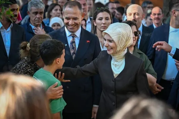 bakan-goktas-kirklarelinde-engelsiz-yasam-parkinin-acilisini-yapti-1778927544819.jpg
