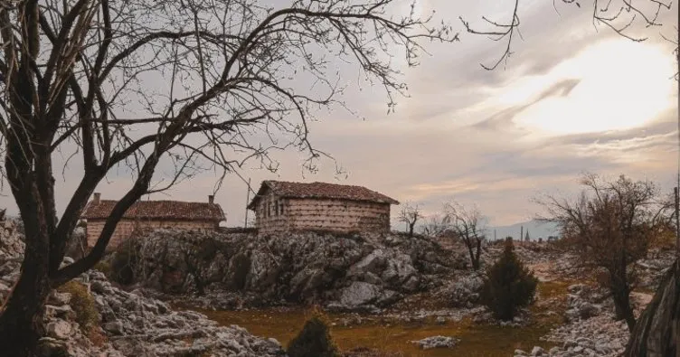 Yıllara meydan okuyan tarihi düğmeli evler restorasyonla ayağa kaldırılıyor