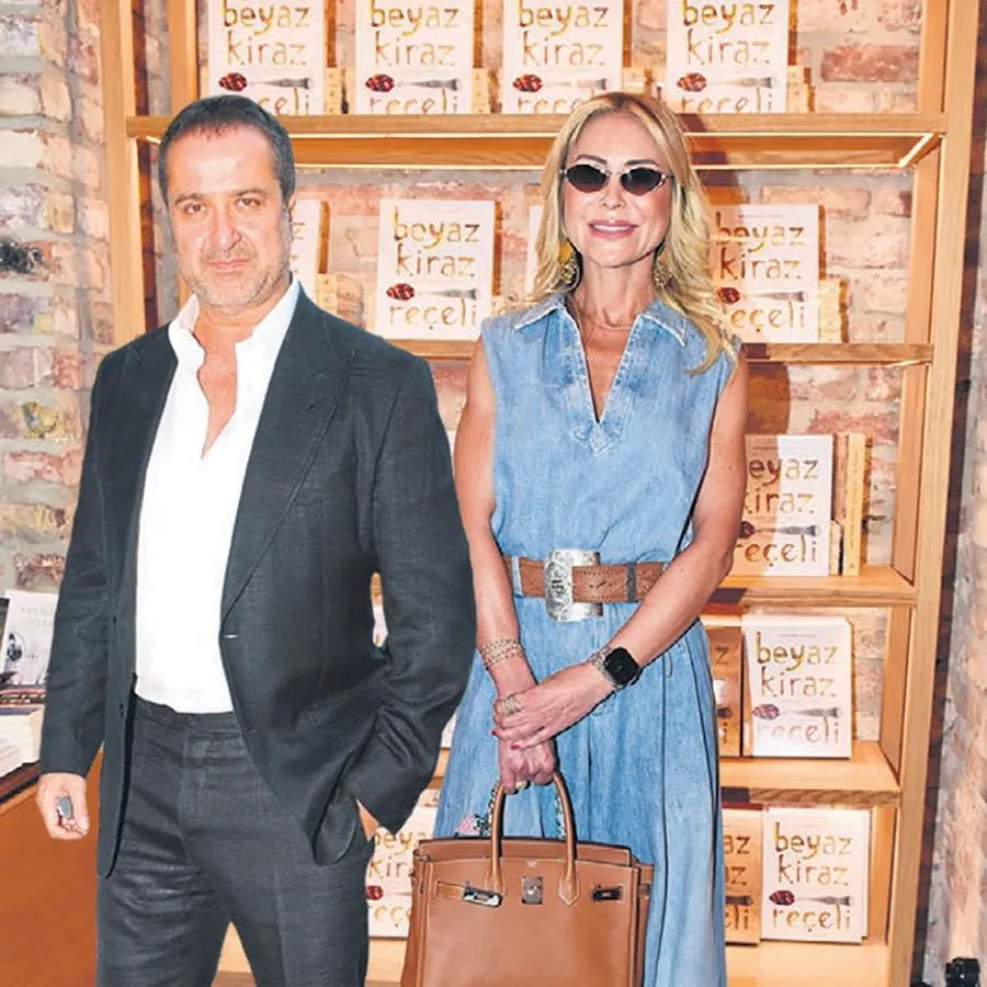 Sosyete merakta: Aşıklar mı arkadaşlar mı? Sosyete merakta: Aşıklar mı arkadaşlar mı?