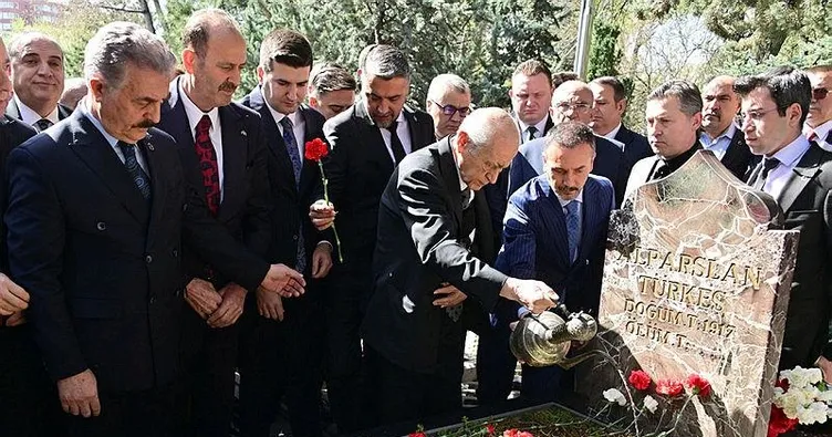 MHP lideri Bahçeli’den Meral Akşener’e çağrı: Bu oyuna tahrike düşmeyin!