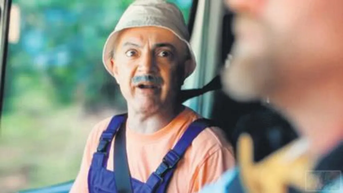 Film vizyona girerken lokması da dağıtıldı Film vizyona girerken lokması da dağıtıldı