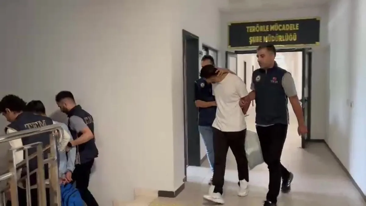 Kocaeli'de kriz yaratan hackerlar Diyarbakır'da yakalandı!