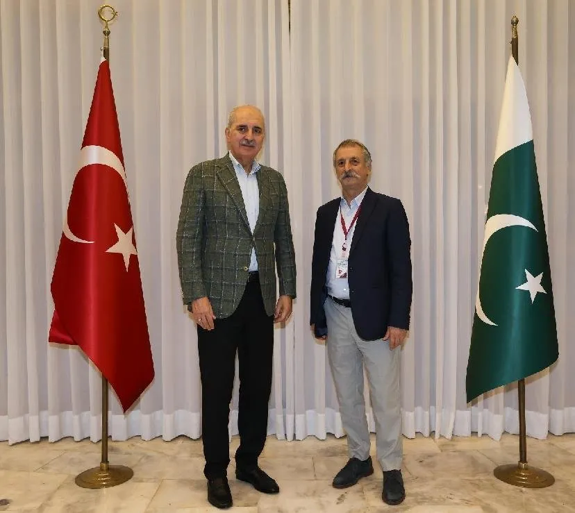 Bir Millet Üç Devlet