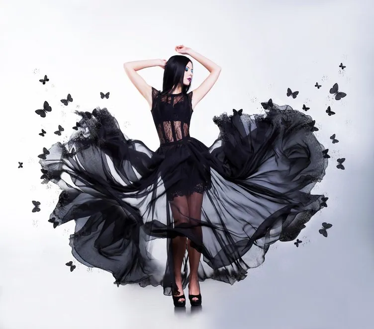 Siyah elbise modası