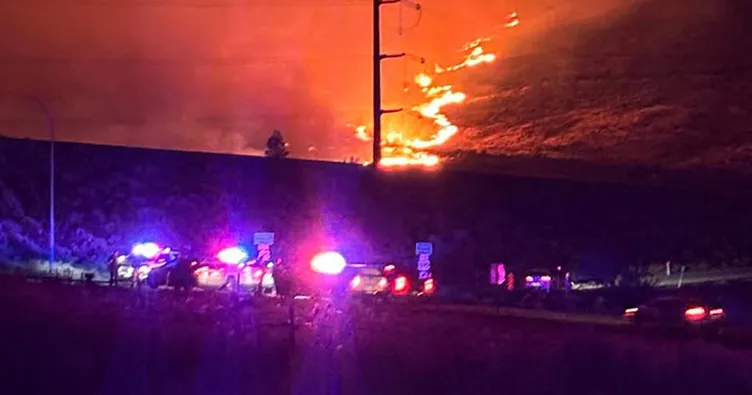 Nevada’da yangın kontrolden çıktı: 42 bin kişi tahliye ediliyor