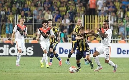 Fenerbahçe - Shakhtar Donetsk maçı Twitter’ı salladı