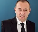 Kariyerini mi yoksa aşkı mı seçecek?