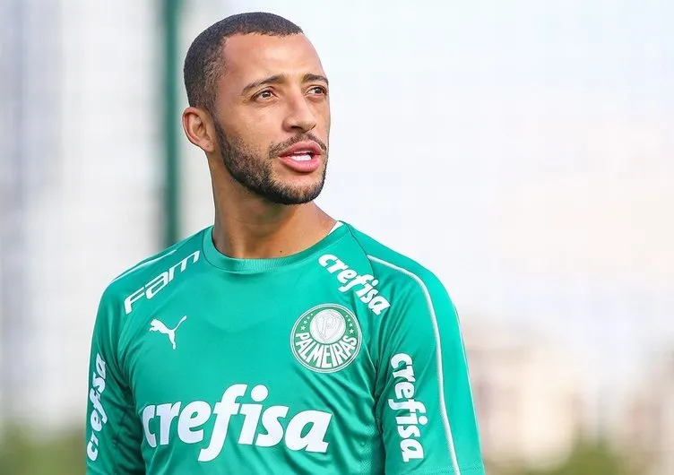 Trabzonspor�un yeni stoperi Palmeiras�tan Victor Hugo! Son Dakika