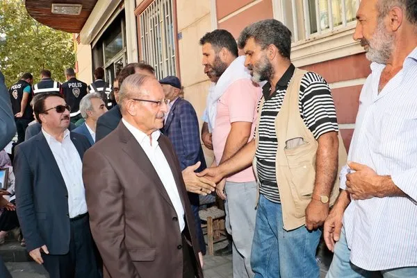 HDP önündeki eylemde 10'uncu gün! Aşiret liderlerinden ziyaret