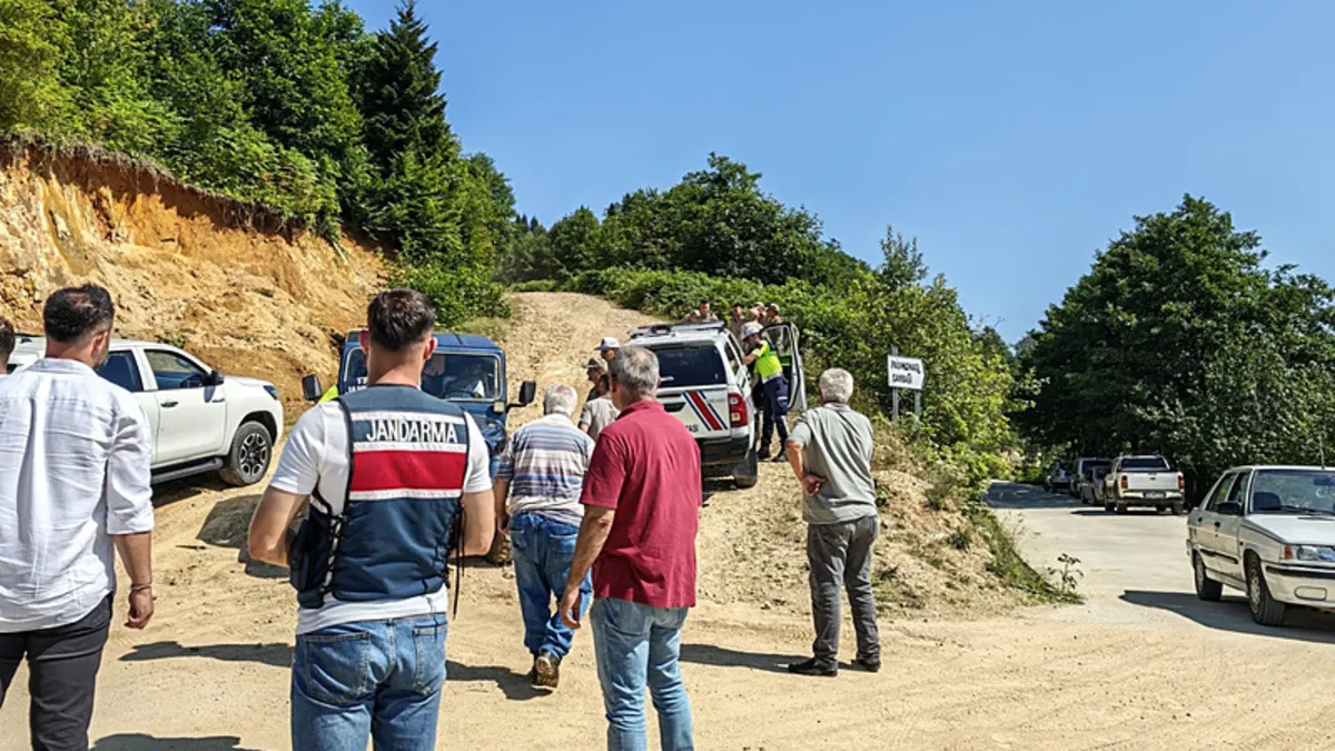 SON DAKİKA... Giresun'da helikopter düştü iddiası! Valilik son durumu paylaştı: Şu ana kadar bir ize rastlanmadı! haber görseli