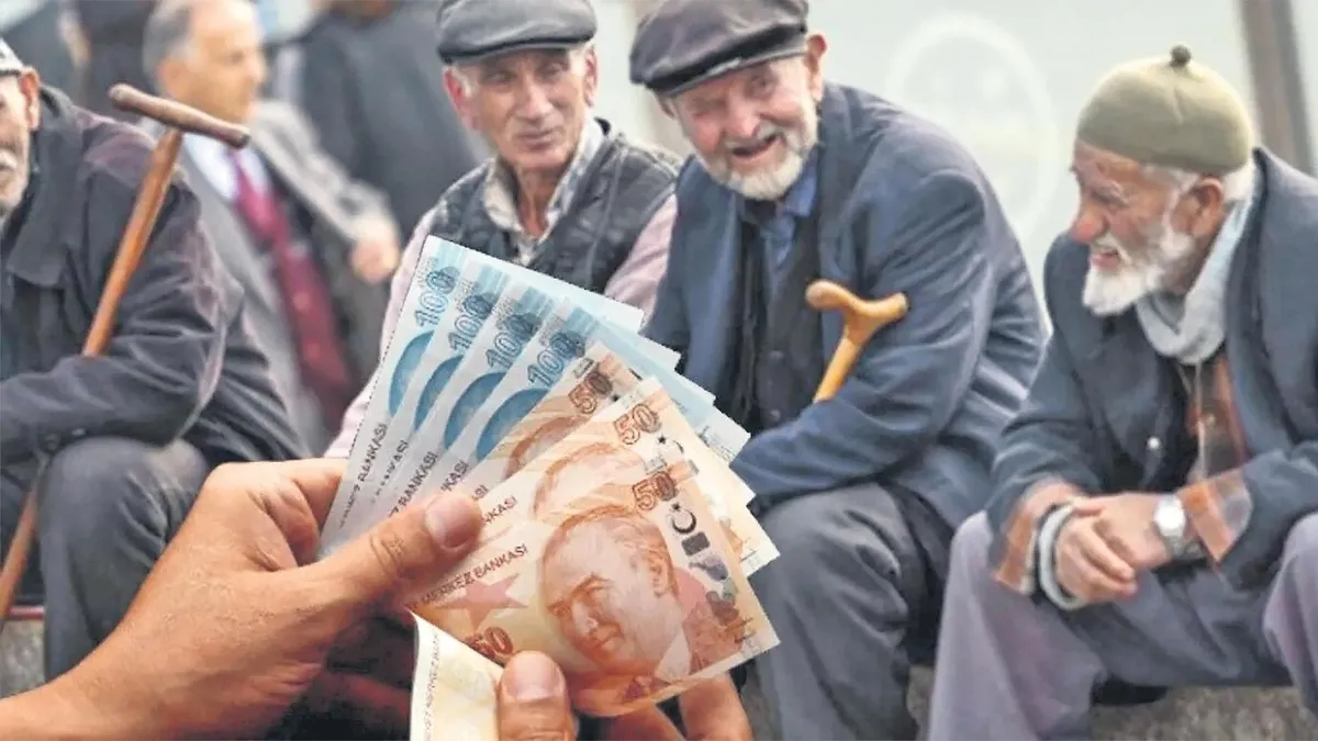 En düşük emekli aylığı 20 bin TL oldu
