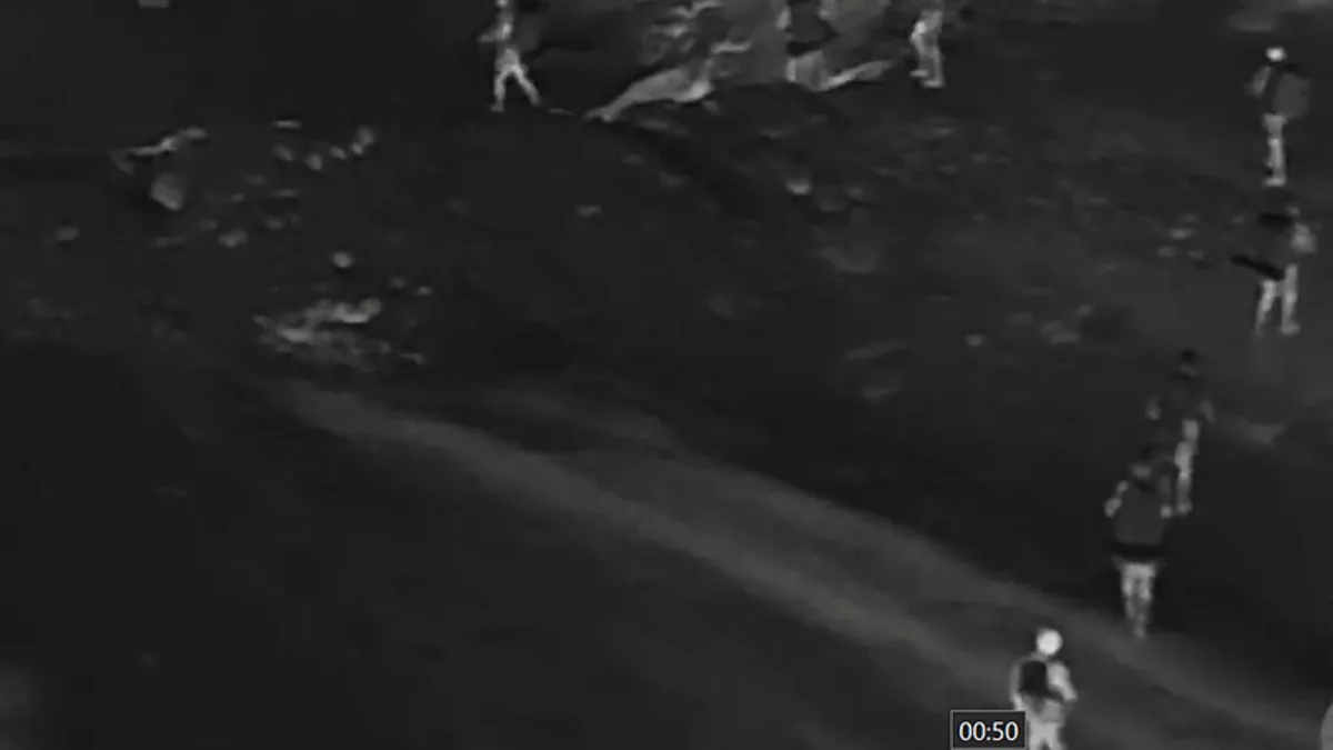 Iğdır’da İHA destekli kaçak göçmen operasyonu: Termal kameraya yakalandılar! Iğdır’da İHA destekli kaçak göçmen operasyonu: Termal kameraya yakalandılar!