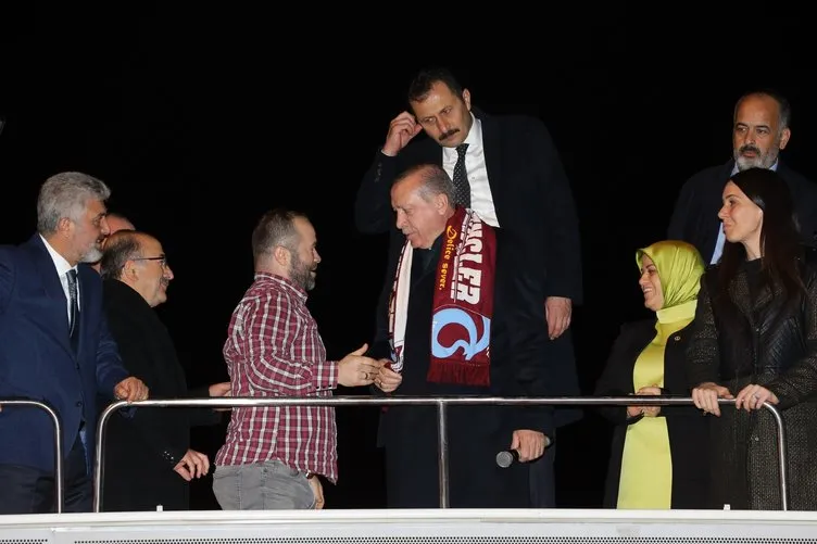 Cumhurbaşkanı Erdoğan Karadeniz’de kendisini karşılayan halka hitap etti